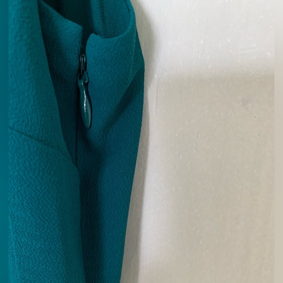 Teal Sleeveless Women's Tank Top - Picture 4 of 6